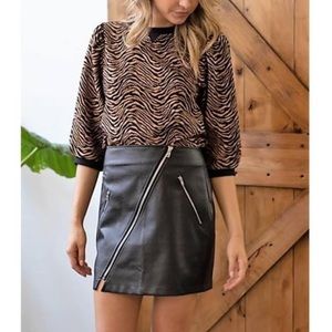 Mittoshop Top - Size M - Black and Tan - Zebra Print